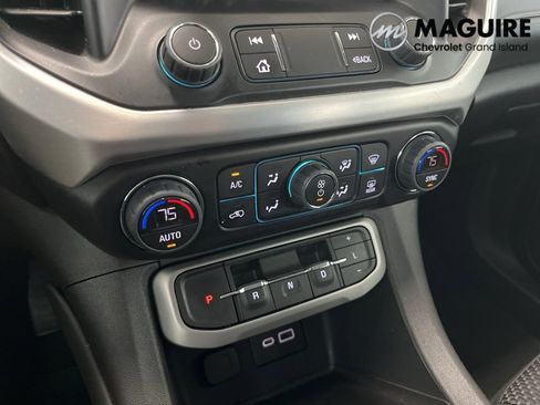 Used 2023 GMC Acadia SLE w/ Driver Convenience Package image 14