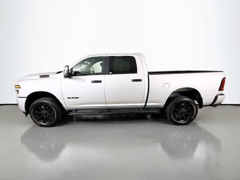 Used 2026 RAM 2500 Big Horn AWD/4WD image 4