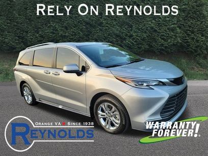 Used 2023 Toyota Sienna Platinum