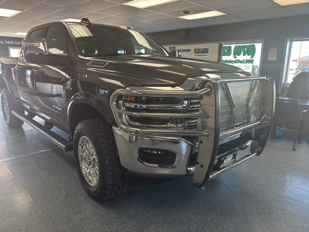 New 2025 RAM 2500 Laramie AWD/4WD image 3