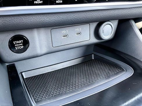 New 2026 Nissan Rogue SV FWD image 18