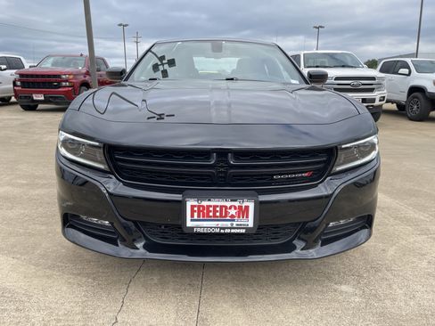 Used 2023 Dodge Charger SXT image 9