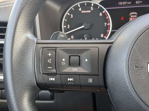 Used 2024 Nissan Rogue SV AWD/4WD image 24