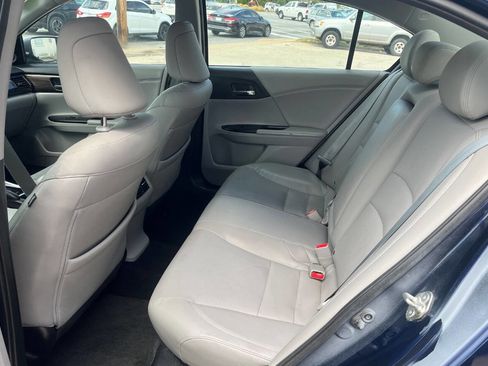 Used 2016 Honda Accord EX-L image 12