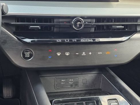 Used 2025 Nissan Murano SL AWD/4WD image 23