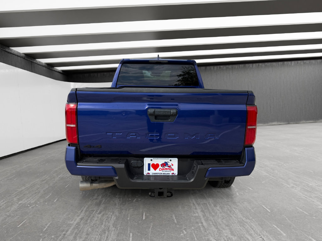 Used 2024 Toyota Tacoma TRD Off-Road AWD/4WD image 18