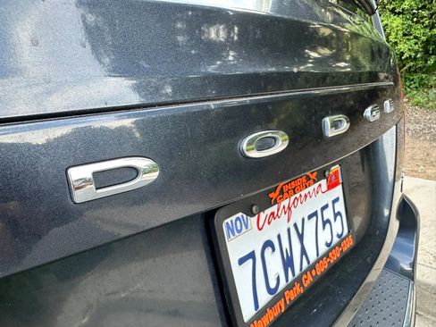 Used 2014 Dodge Grand Caravan SXT image 33