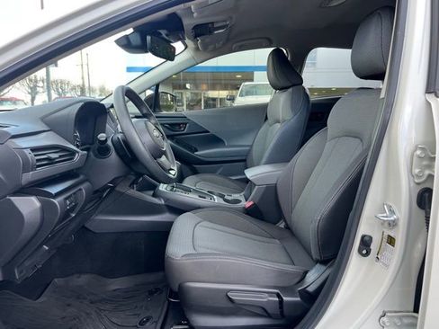 Used 2024 Subaru Crosstrek 2.0i Premium w/ Crosstrek Mirror Package image 17
