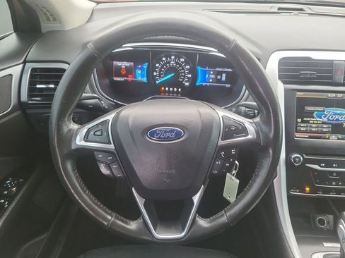 Used 2014 Ford Fusion SE image 20
