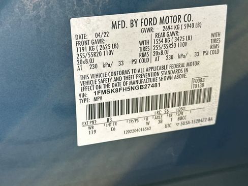 Certified 2022 Ford Explorer Limited w/ Equipment Group 301A image 30