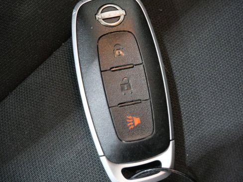 Used 2023 Nissan Rogue S FWD image 26