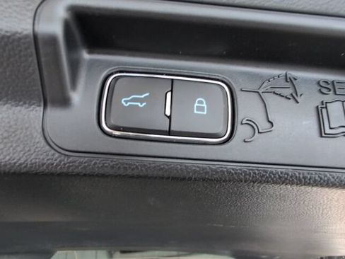 Certified 2023 Ford Explorer XLT AWD/4WD image 35
