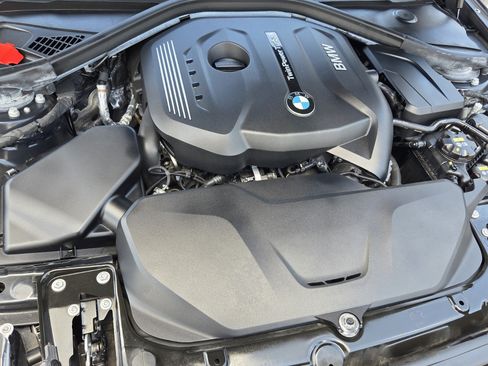 Used 2020 BMW 230i Coupe w/ M Sport Package RWD image 17
