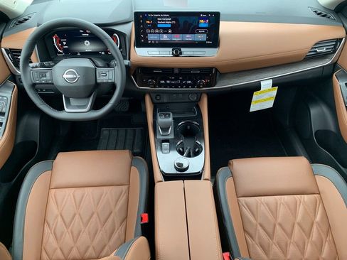 New 2026 Nissan Rogue Platinum image 9