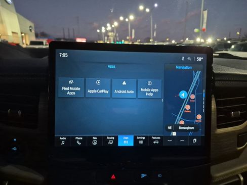 Used 2022 Ford Expedition Limited image 40