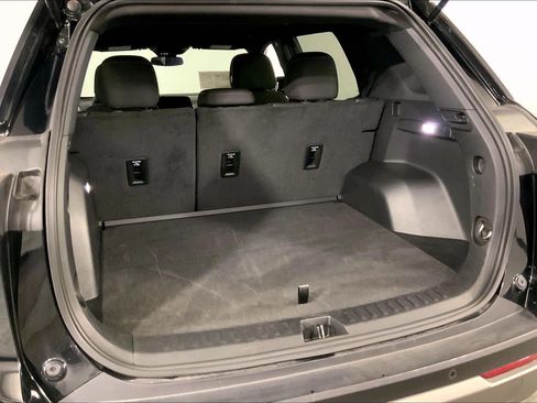 Used 2025 Chevrolet Equinox LT image 4