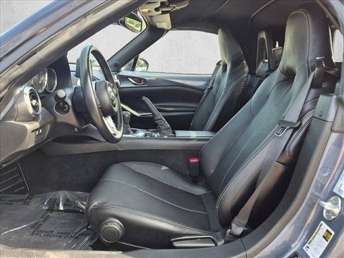 Used 2020 MAZDA MX-5 Miata Grand Touring RWD image 16