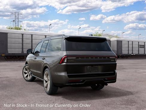 New 2027 Lincoln Navigator Black Label w/ Black Label Special Edition AWD/4WD image 8