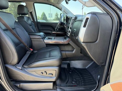 Used 2017 GMC Sierra 3500 SLT w/ Driver Alert Package AWD/4WD image 13