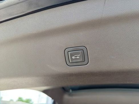 Certified 2023 GMC Yukon XL Denali w/ Denali Reserve Package AWD/4WD image 37