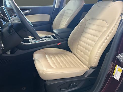 Used 2024 Ford Edge SEL w/ Convenience Package AWD/4WD image 9