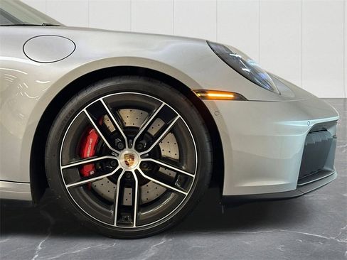 Used 2025 Porsche 911 Carrera GTS image 10