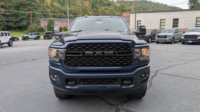 Used 2024 RAM 2500 Big Horn w/ Night Edition AWD/4WD image 8
