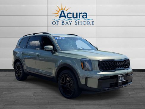 Used 2025 Kia Telluride EX X-Line AWD/4WD image 2