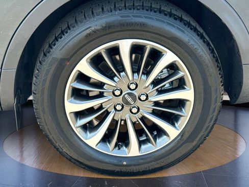 Certified 2023 Lincoln Nautilus FWD w/ Premium Package image 33