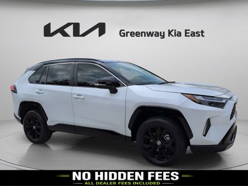 Used 2025 Toyota RAV4 XSE AWD/4WD image 1