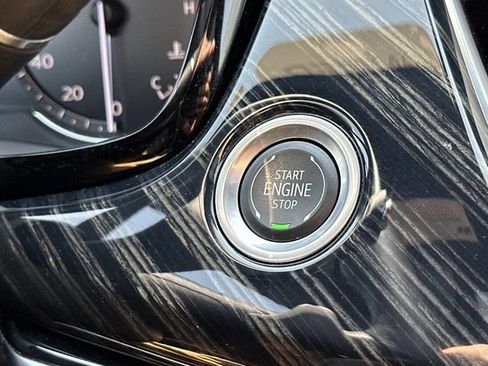 Certified 2024 Cadillac XT6 Premium Luxury AWD/4WD image 61