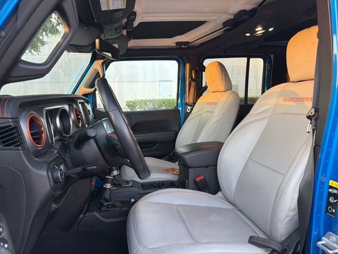 Used 2022 Jeep Gladiator Mojave w/ LED Lighting Group AWD/4WD image 9