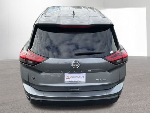 Used 2024 Nissan Rogue SV image 29