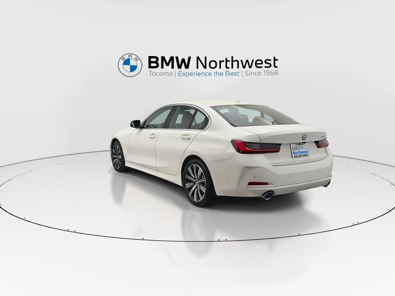 New 2026 BMW 330i Sedan w/ Convenience Package RWD image 13