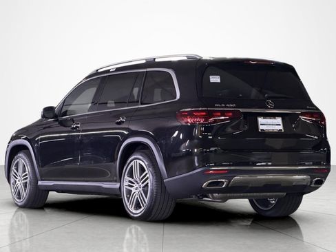 New 2026 Mercedes-Benz GLS 450 4MATIC image 3