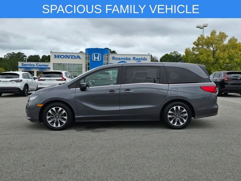 Used 2024 Honda Odyssey EX-L image 3