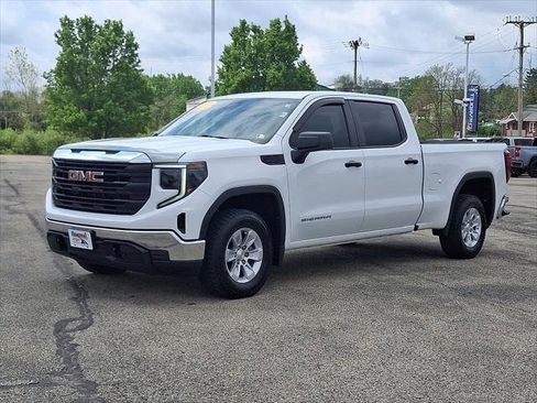 Used 2022 GMC Sierra 1500 Pro w/ Pro Value Package AWD/4WD image 3