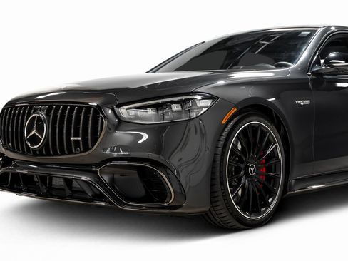 Used 2025 Mercedes-Benz S 63 AMG S image 12