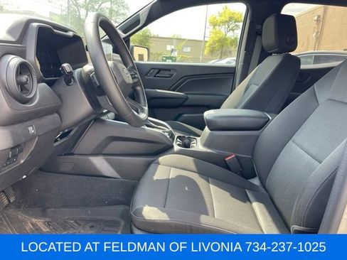 Used 2023 Chevrolet Colorado Trail Boss w/ LPO, Skid Plate Package AWD/4WD image 6