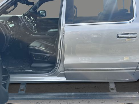 Used 2022 RAM 1500 Limited AWD/4WD image 23