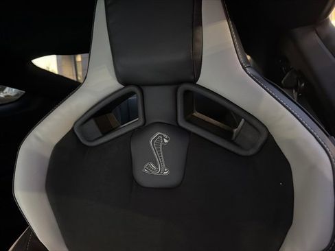 Used 2021 Ford Mustang Shelby GT500 w/ Technology Package image 13