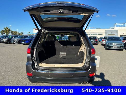 Used 2020 Jeep Grand Cherokee Limited w/ Luxury Group II image 38