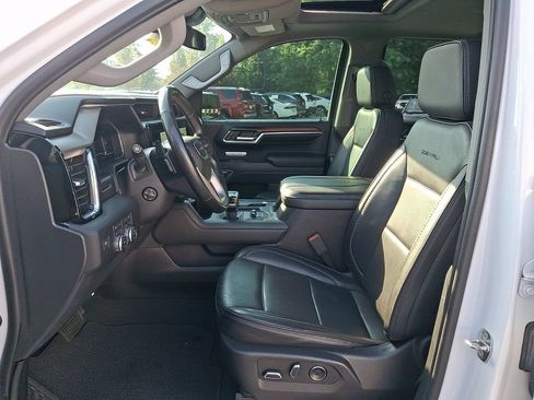 Used 2024 GMC Sierra 1500 Denali AWD/4WD image 14