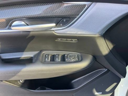 Certified 2025 Cadillac XT5 Sportv w/ Technology Package AWD/4WD image 15