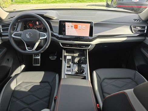 New 2026 Volkswagen Atlas Peak Edition AWD/4WD image 23