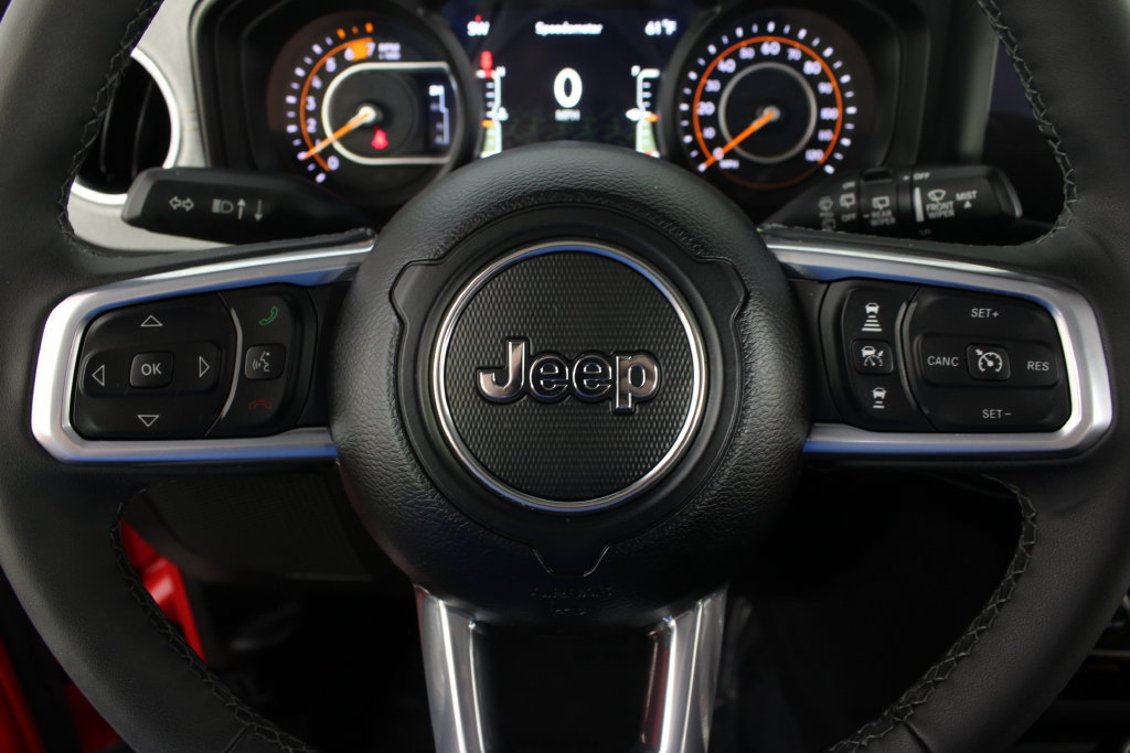 Used 2026 Jeep Wrangler Unlimited Sahara AWD/4WD image 19