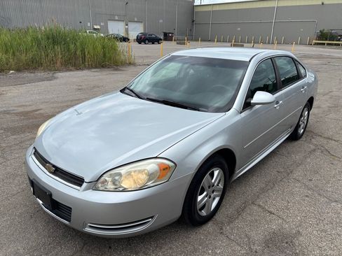 Used 2010 Chevrolet Impala LS FWD image 7