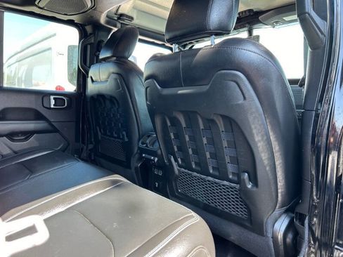 Used 2023 Jeep Wrangler Unlimited Rubicon 4xe AWD/4WD image 14