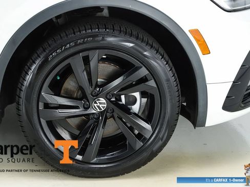 Used 2023 Volkswagen Tiguan SE R-Line FWD image 14