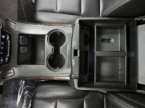 Used 2019 Chevrolet Tahoe LT w/ RST Edition AWD/4WD image 42